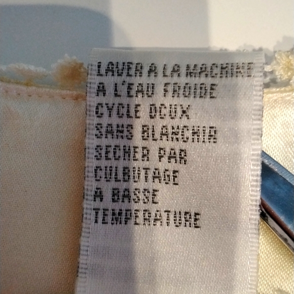 Vintage Ladies satin nightgown, size large - Picture 6 of 6